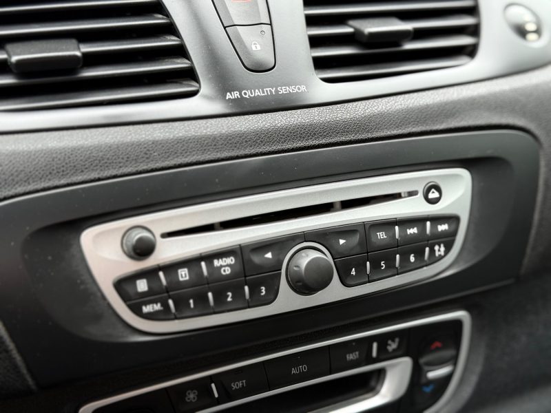 RENAULT MEGANE SCENIC 2011