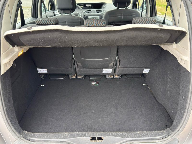 RENAULT MEGANE SCENIC 2011