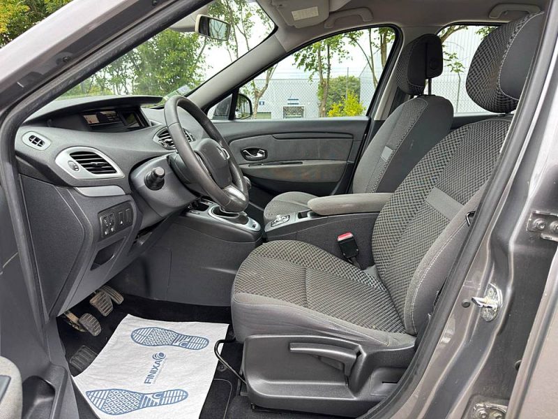 RENAULT MEGANE SCENIC 2011