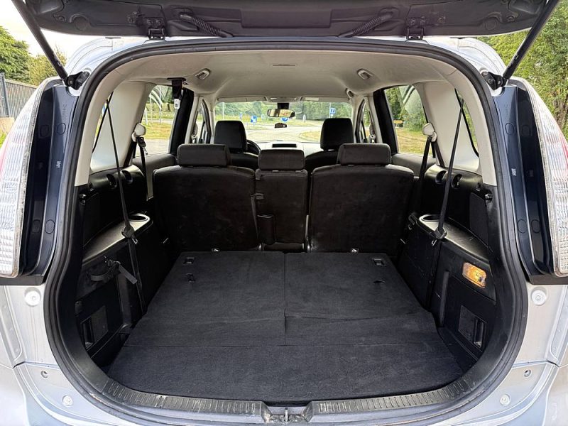 MAZDA 2.0 TD - 110CH PACK ELEGANCE Véhicule destiné uniquement aux professionnels, 