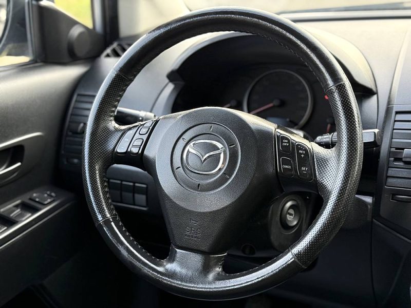 MAZDA 2.0 TD - 110CH PACK ELEGANCE Véhicule destiné uniquement aux professionnels, 