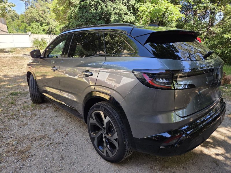 RENAULT  AUSTRAL 2024