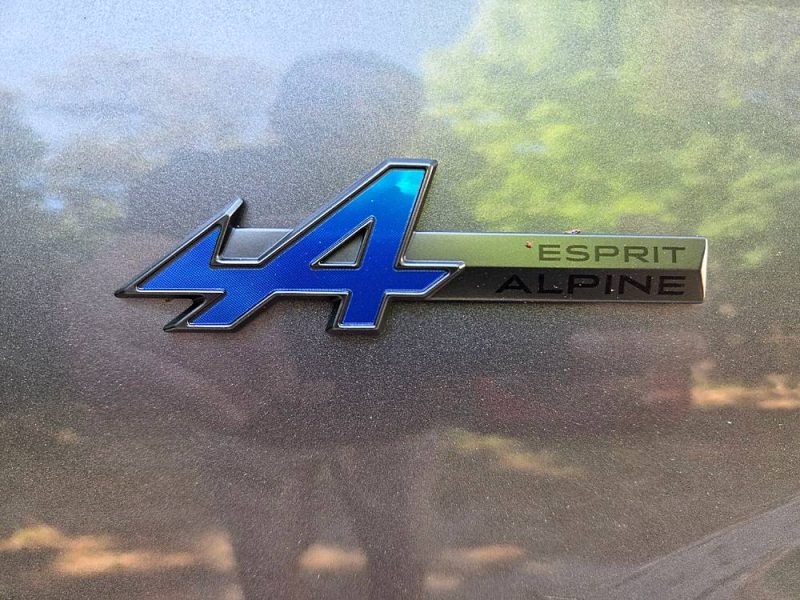 RENAULT  AUSTRAL 2024