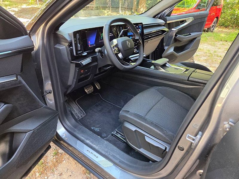 RENAULT  AUSTRAL 2024