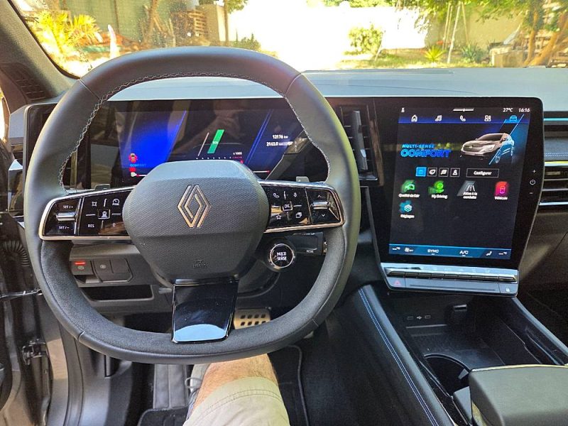 RENAULT  AUSTRAL 2024