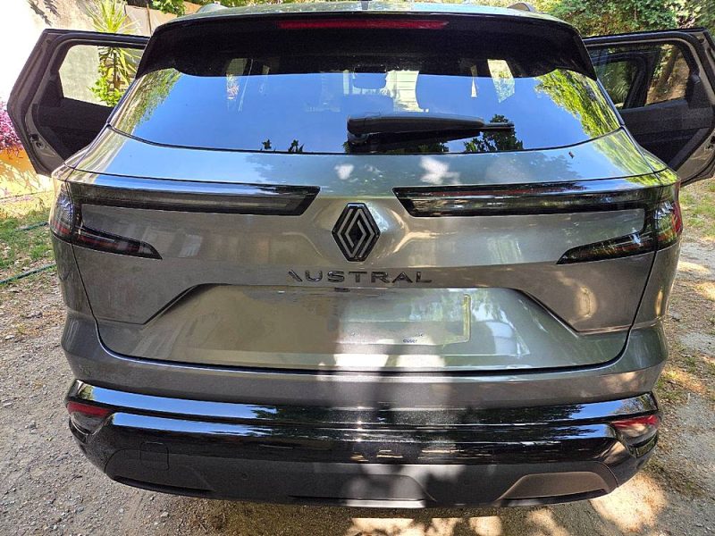 RENAULT  AUSTRAL 2024