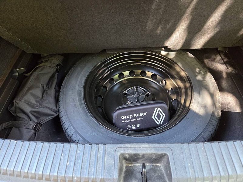 RENAULT  AUSTRAL 2024