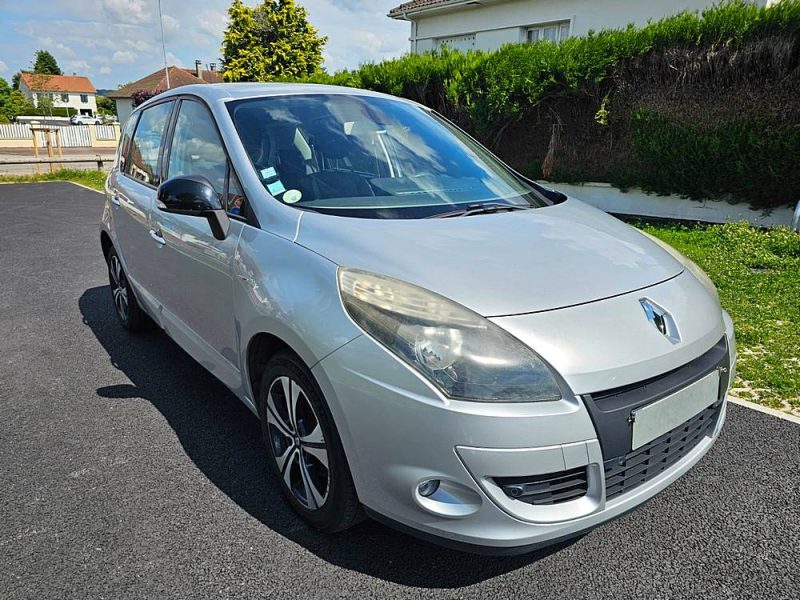 RENAULT MEGANE SCENIC 2011