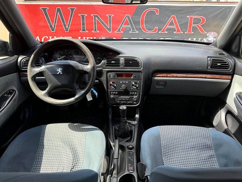 PEUGEOT 406 2001