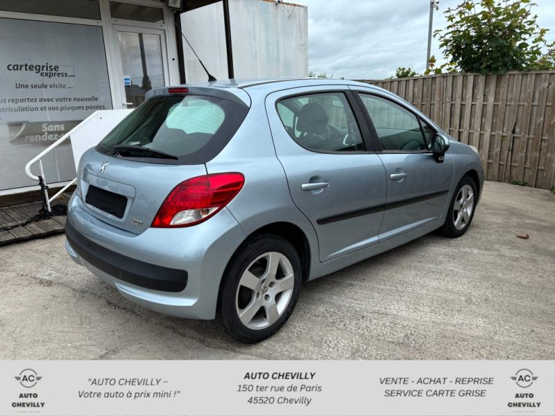 PEUGEOT 207 1.4 HDI 70