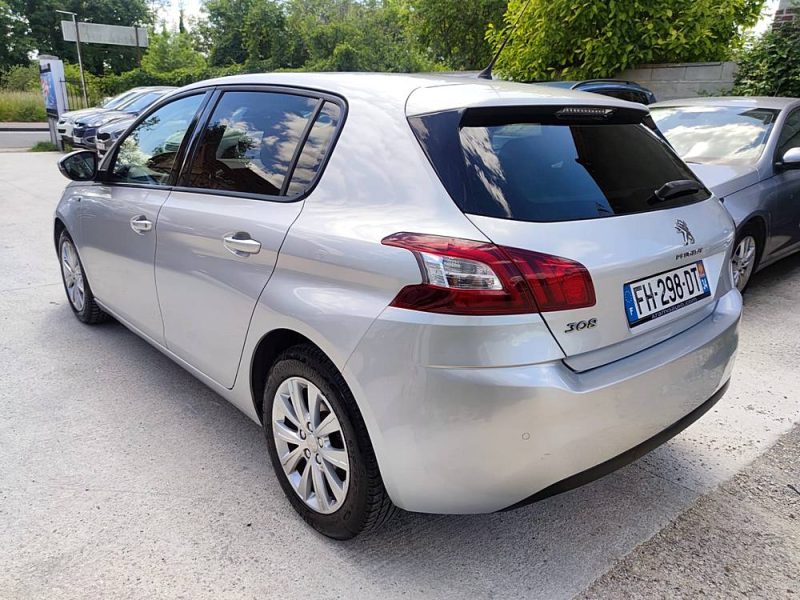 PEUGEOT 308 Style 1.6 BlueHDi 120ch 
