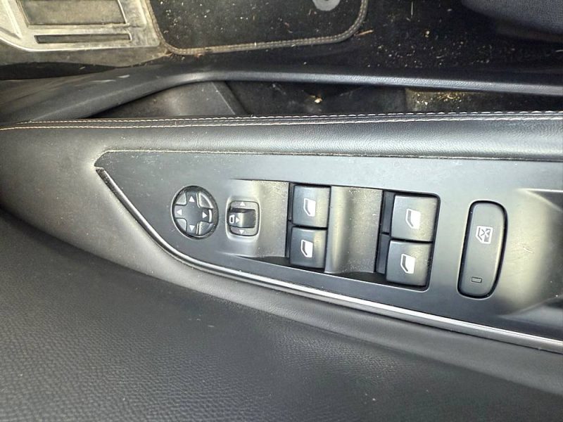 PEUGEOT 3008 1.6 HDI 120CH GT LINE GARANTIE