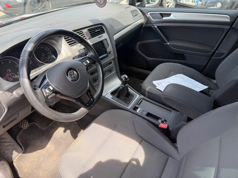 VOLKSWAGEN GOLF 7  2015