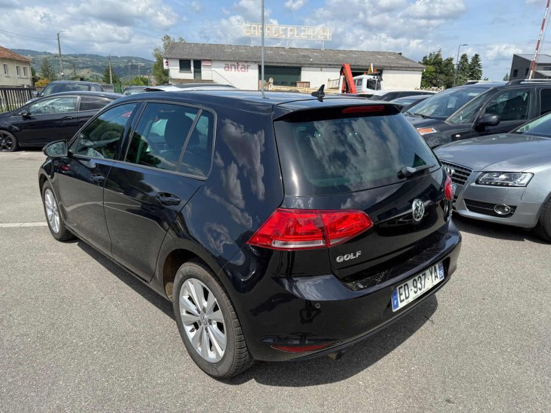 VOLKSWAGEN GOLF 7  2015