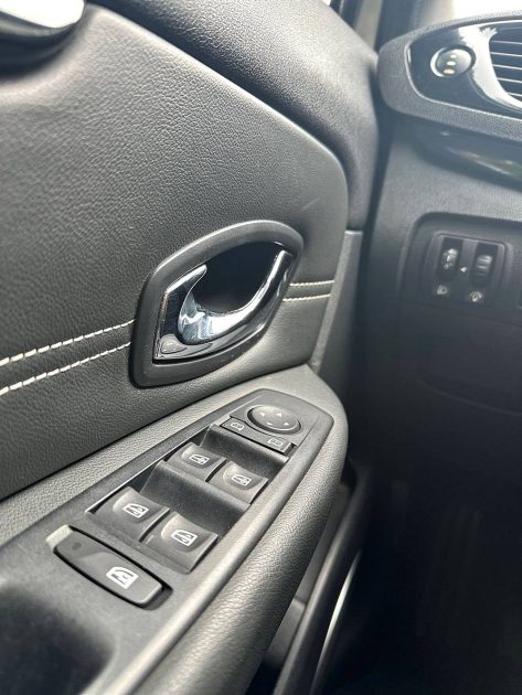 RENAULT MEGANE SCENIC 2012