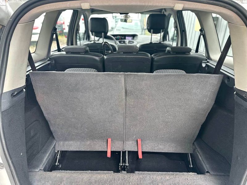 RENAULT MEGANE SCENIC 2012