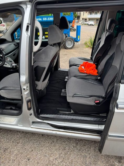PEUGEOT 807 2009