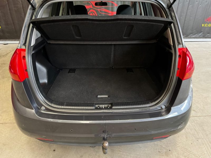 KIA VENGA 1.4 CRDI 16V TURBO