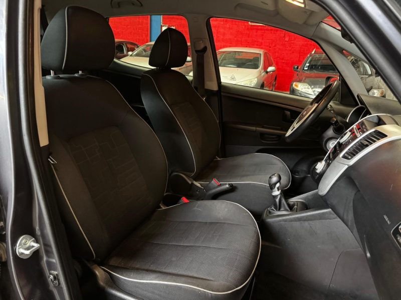 KIA VENGA 1.4 CRDI 16V TURBO