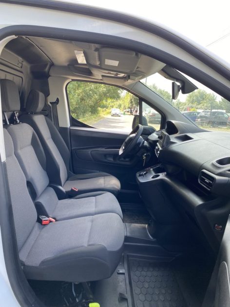 PEUGEOT PARTNER 2020