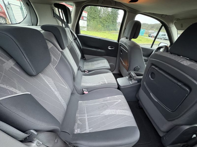 RENAULT MEGANE SCENIC 2005