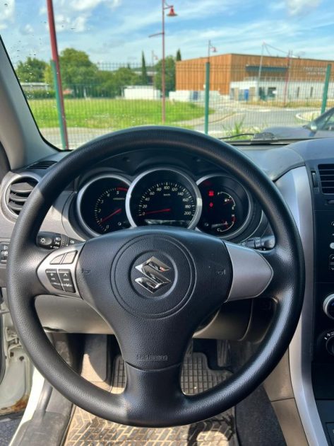 SUZUKI GRAND VITARA  2011 1.9 DDiS 130CV 4x4 / Moteur à Chaine / CT OK / Révisée
