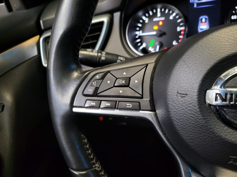 NISSAN QASHQAI 1.6 dCi 130cv N-CONNECTA / 2EME MAIN / CAMERA 360° / TOIT PANORAMIQUE / KEYLESS / 