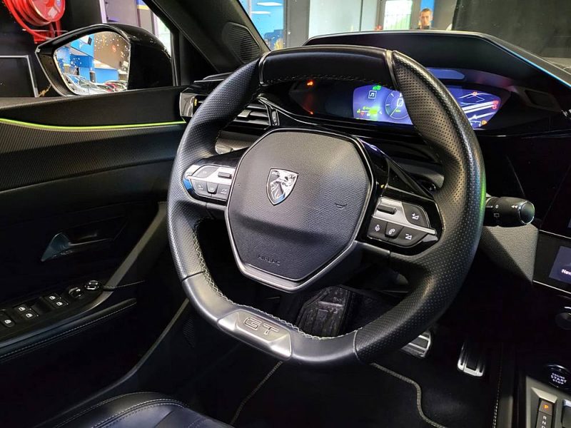 PEUGEOT 308 1.2 PURETECH 130cv GT / APPLE CARPLAY / VOLANT CHAUFFANT / SIEGES CHAUFFANTS