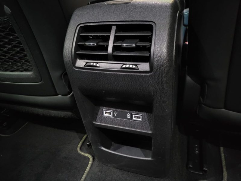 PEUGEOT 308 1.2 PURETECH 130cv GT / APPLE CARPLAY / VOLANT CHAUFFANT / SIEGES CHAUFFANTS