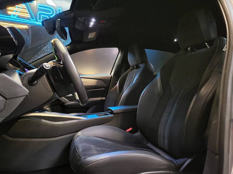 PEUGEOT 308 1.2 PURETECH 130cv GT / APPLE CARPLAY / VOLANT CHAUFFANT / SIEGES CHAUFFANTS