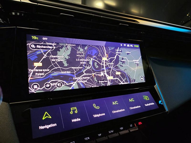 PEUGEOT 308 1.2 PURETECH 130cv GT / APPLE CARPLAY / VOLANT CHAUFFANT / SIEGES CHAUFFANTS
