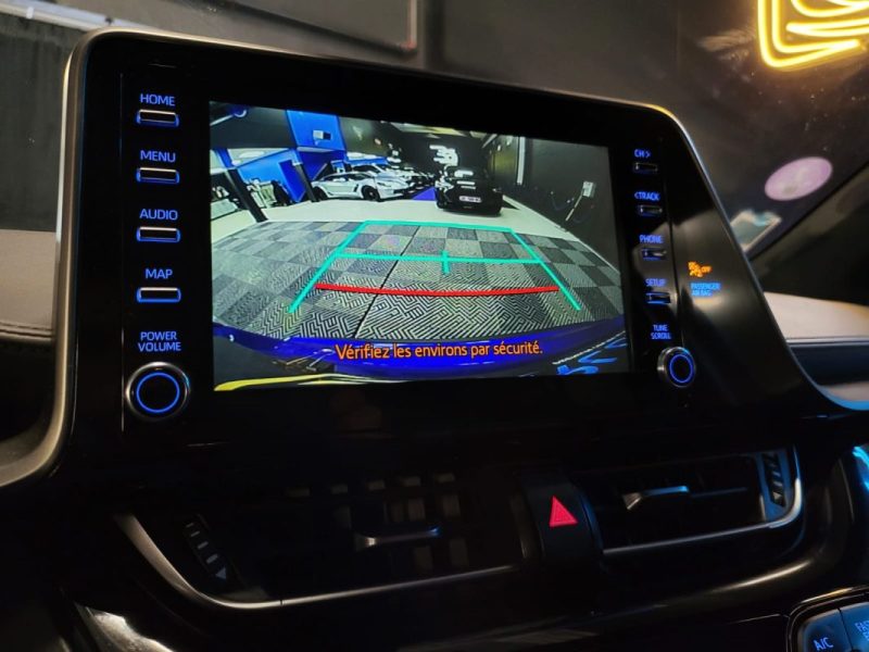 TOYOTA C-HR 2.0 184cv DYNAMIC BUSINESS / SIEGES CHAUFFANTS / APPLE CARPLAY / CAMERA