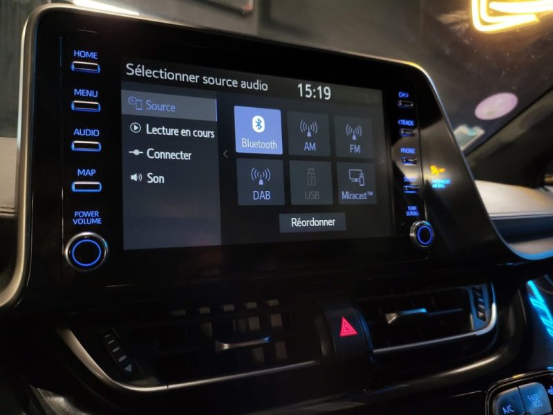 TOYOTA C-HR 2.0 184cv DYNAMIC BUSINESS / SIEGES CHAUFFANTS / APPLE CARPLAY / CAMERA