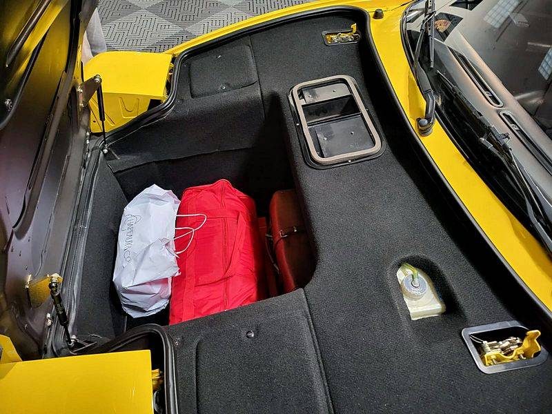 FERRARI 348 TB 3.4 V8 300 cv BVM5 / YOUNGTIMER