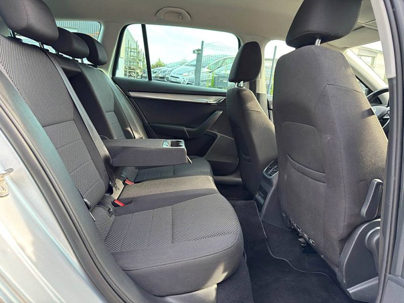 SKODA OCTAVIA COMBI 1.6 TDI - 110CH CR BUSINESS PLUS