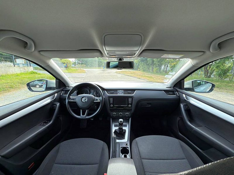 SKODA OCTAVIA COMBI 1.6 TDI - 110CH CR BUSINESS PLUS