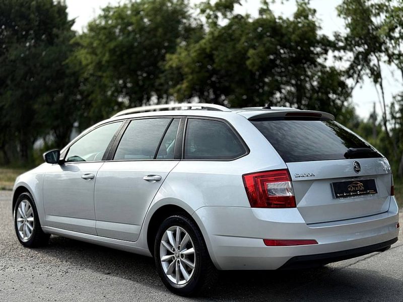 SKODA OCTAVIA COMBI 1.6 TDI - 110CH CR BUSINESS PLUS