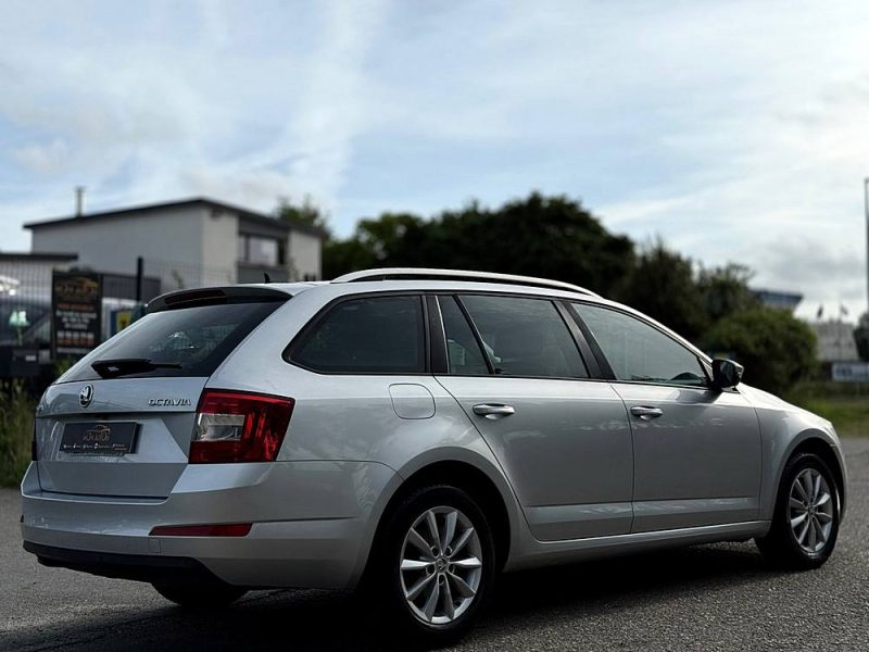 SKODA OCTAVIA COMBI 1.6 TDI - 110CH CR BUSINESS PLUS