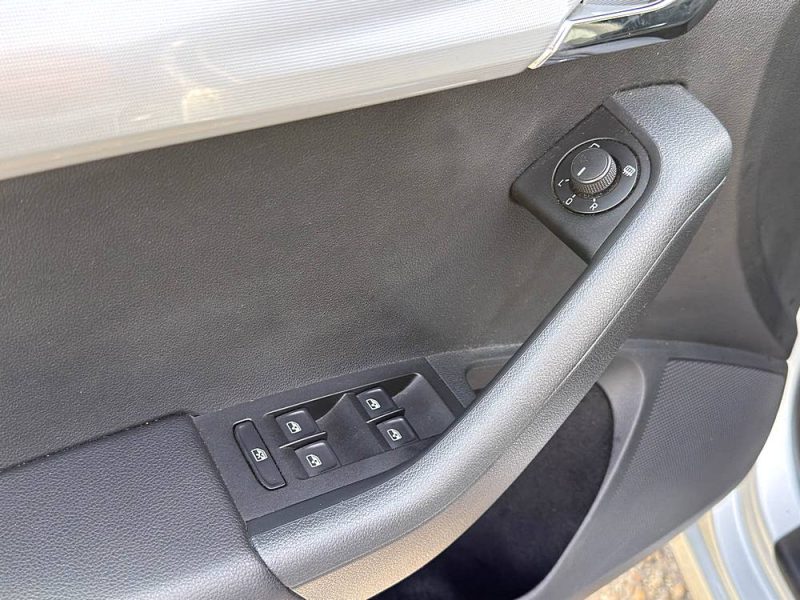 SKODA OCTAVIA COMBI 1.6 TDI - 110CH CR BUSINESS PLUS