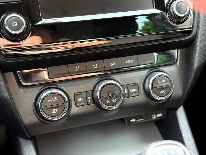 SKODA OCTAVIA COMBI 1.6 TDI - 110CH CR BUSINESS PLUS