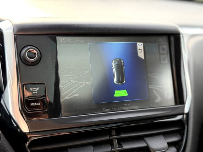 PEUGEOT 208 1.6 VTI 120CH BVM5 FELINE