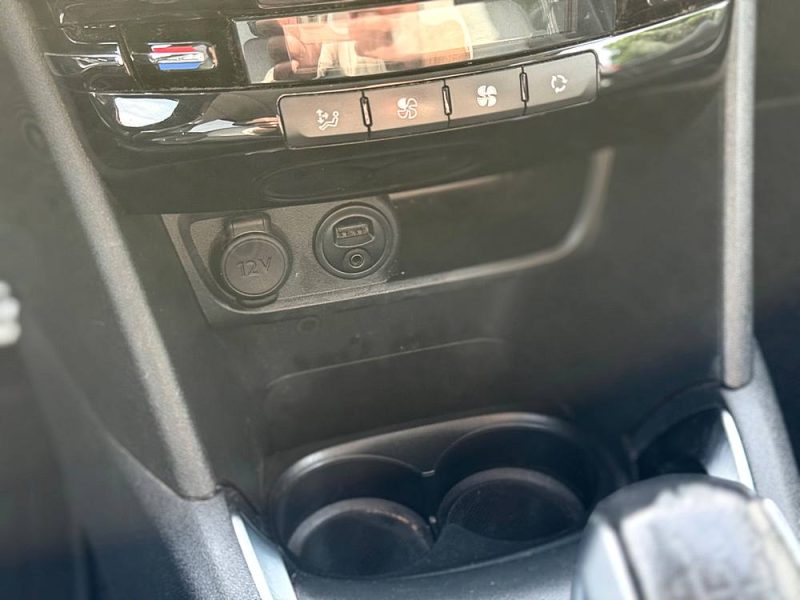 PEUGEOT 208 1.6 VTI 120CH BVM5 FELINE