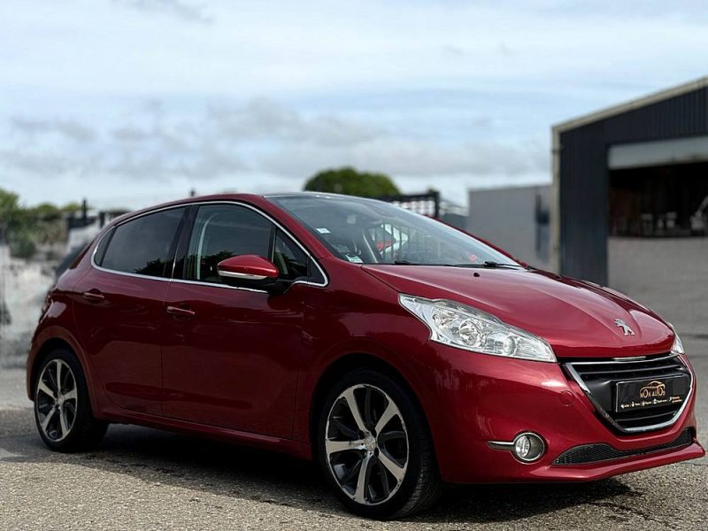 PEUGEOT 208 1.6 VTI 120CH BVM5 FELINE
