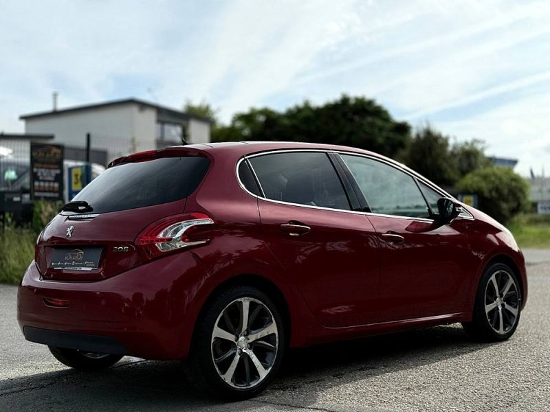 PEUGEOT 208 1.6 VTI 120CH BVM5 FELINE