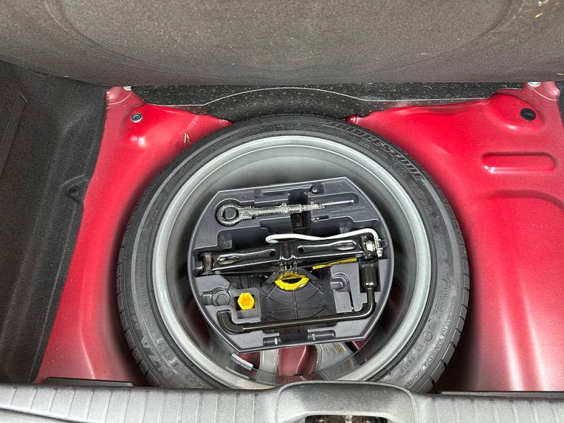 PEUGEOT 208 1.6 VTI 120CH BVM5 FELINE