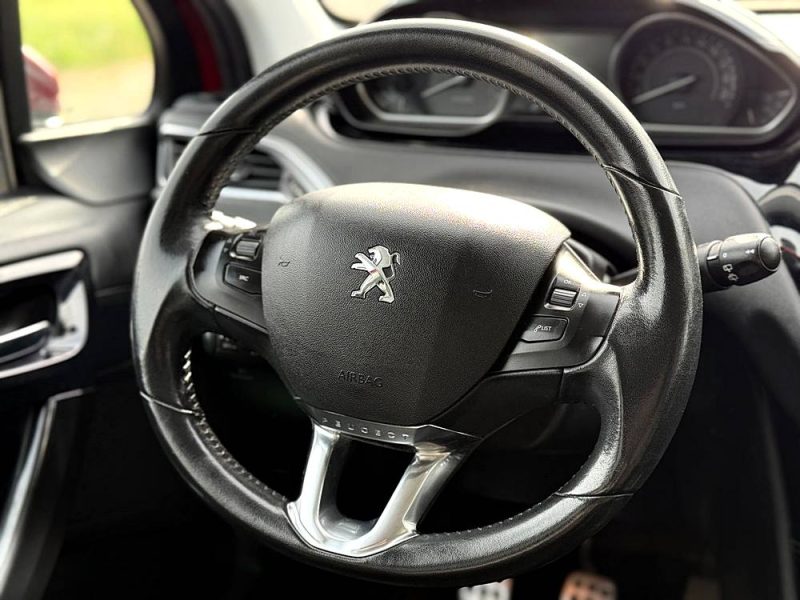 PEUGEOT 208 1.6 VTI 120CH BVM5 FELINE