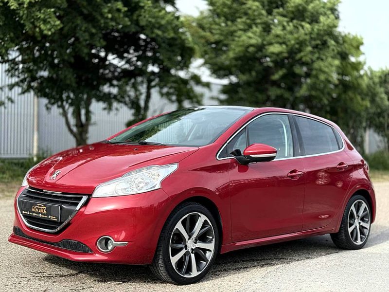 PEUGEOT 208 1.6 VTI 120CH BVM5 FELINE