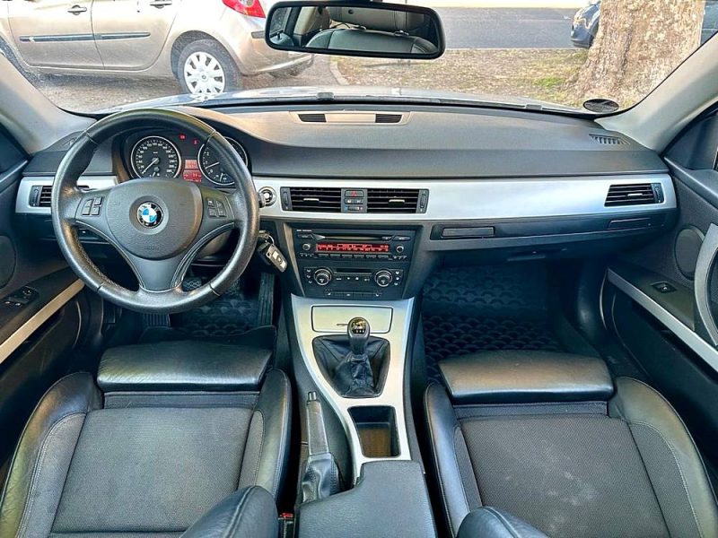 BMW 325i E92 218ch PACK M