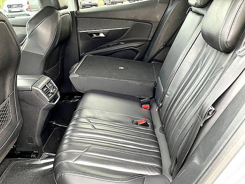 PEUGEOT 3008 2018