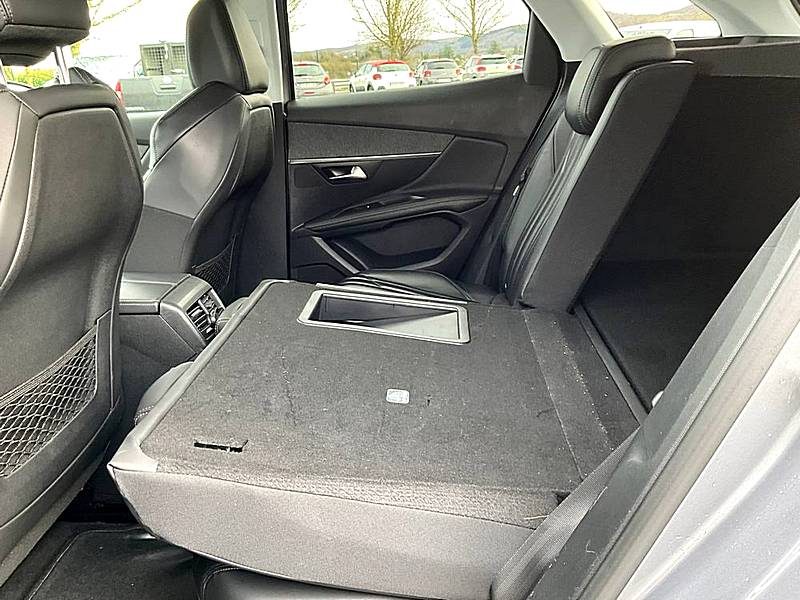 PEUGEOT 3008 2018
